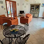 Martoglio شقة