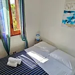شقة Martoglio